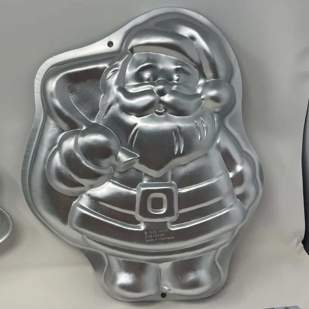 Lot Of 2 Wilton Cake Pans Christmas Tree And Santa Clause